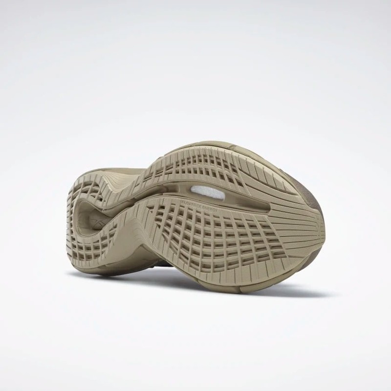 Street Fighter x Reebok Zig Kinetica 2.5 Dhalsim | GZ9539 | Grailify